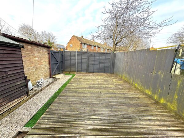 Elizabeth Street, Corby