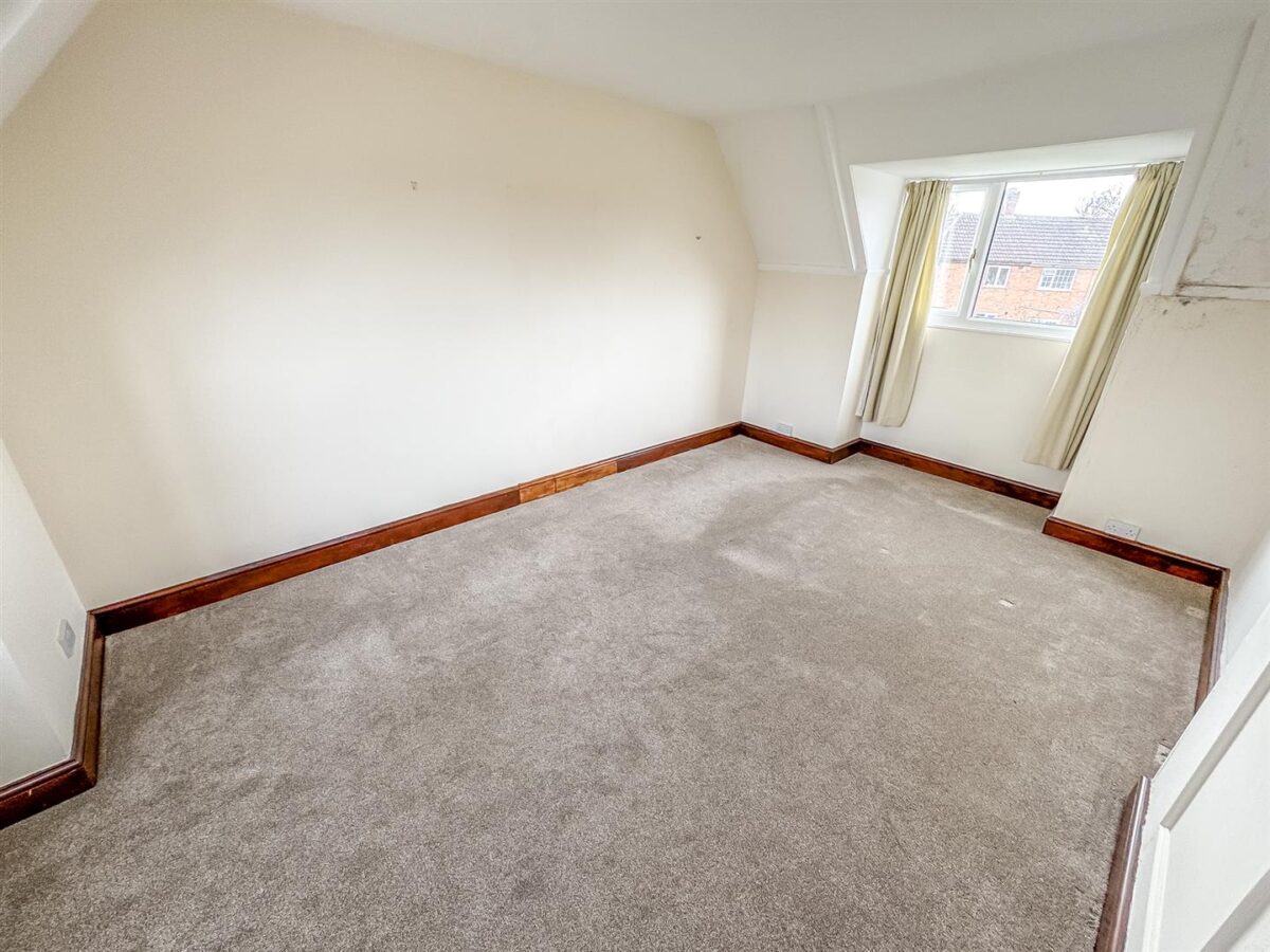 Franklin Fields, Corby