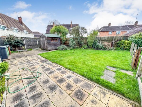 Franklin Fields, Corby