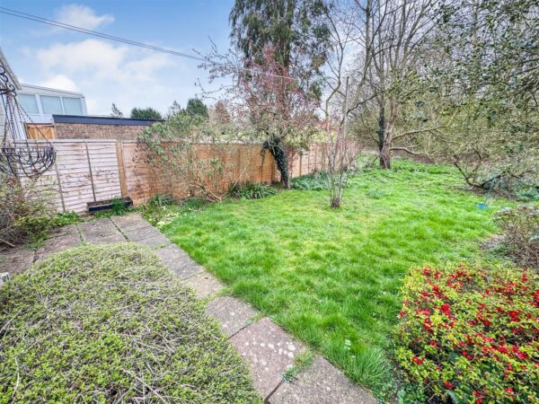 Hillside Crescent, Weldon, Corby