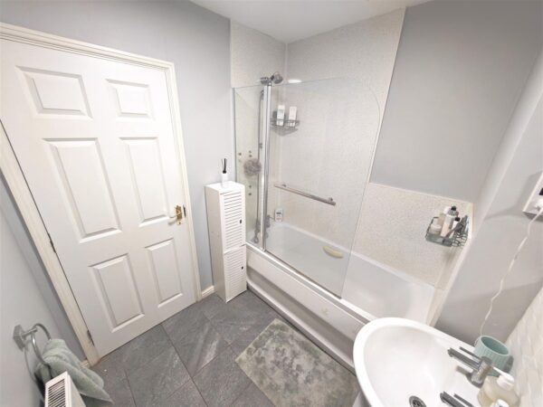 16, Hatfield Close, Corby, North Northamptonshire,