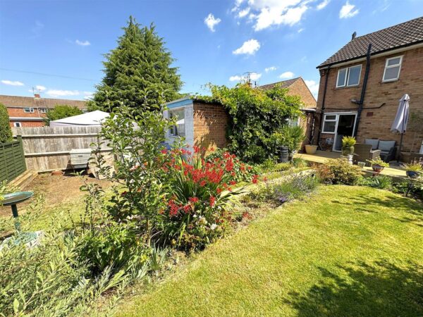 Norfolk Close, Corby