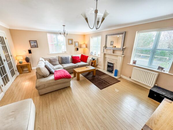 Chatsworth Road, Corby