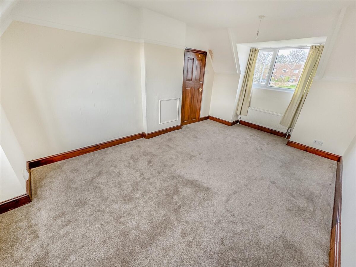 Franklin Fields, Corby