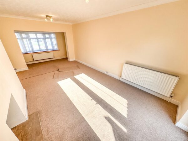 Parsons Grove, Corby