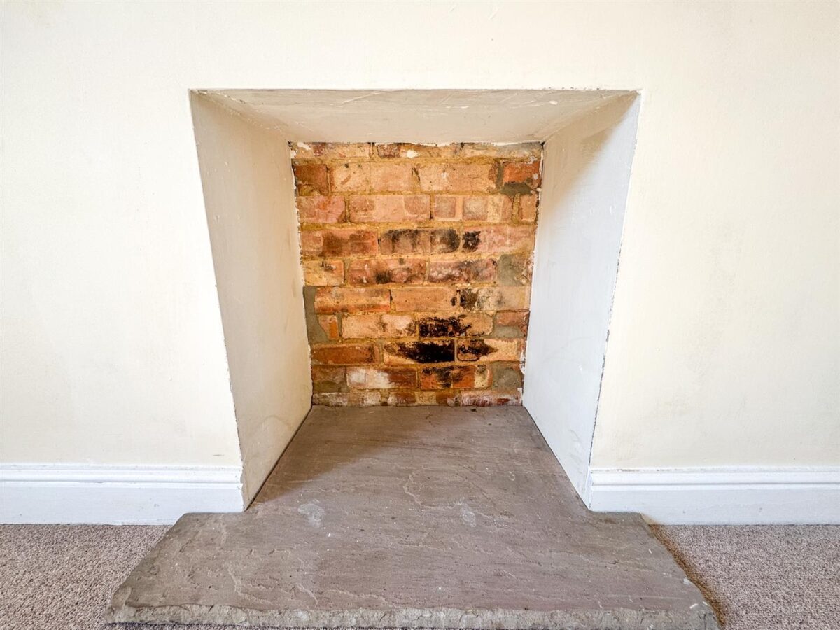 Parsons Grove, Corby