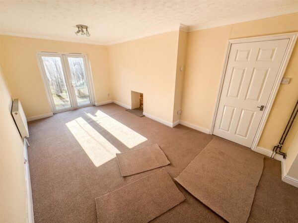 Parsons Grove, Corby