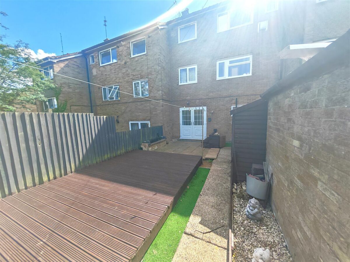 Elizabeth Street, Corby