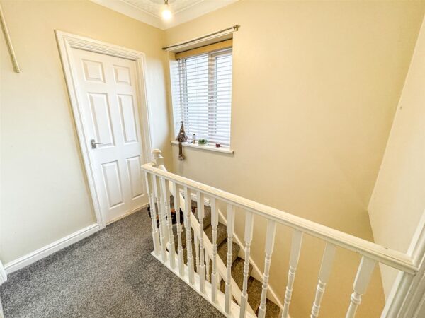 Chelveston Drive, Corby