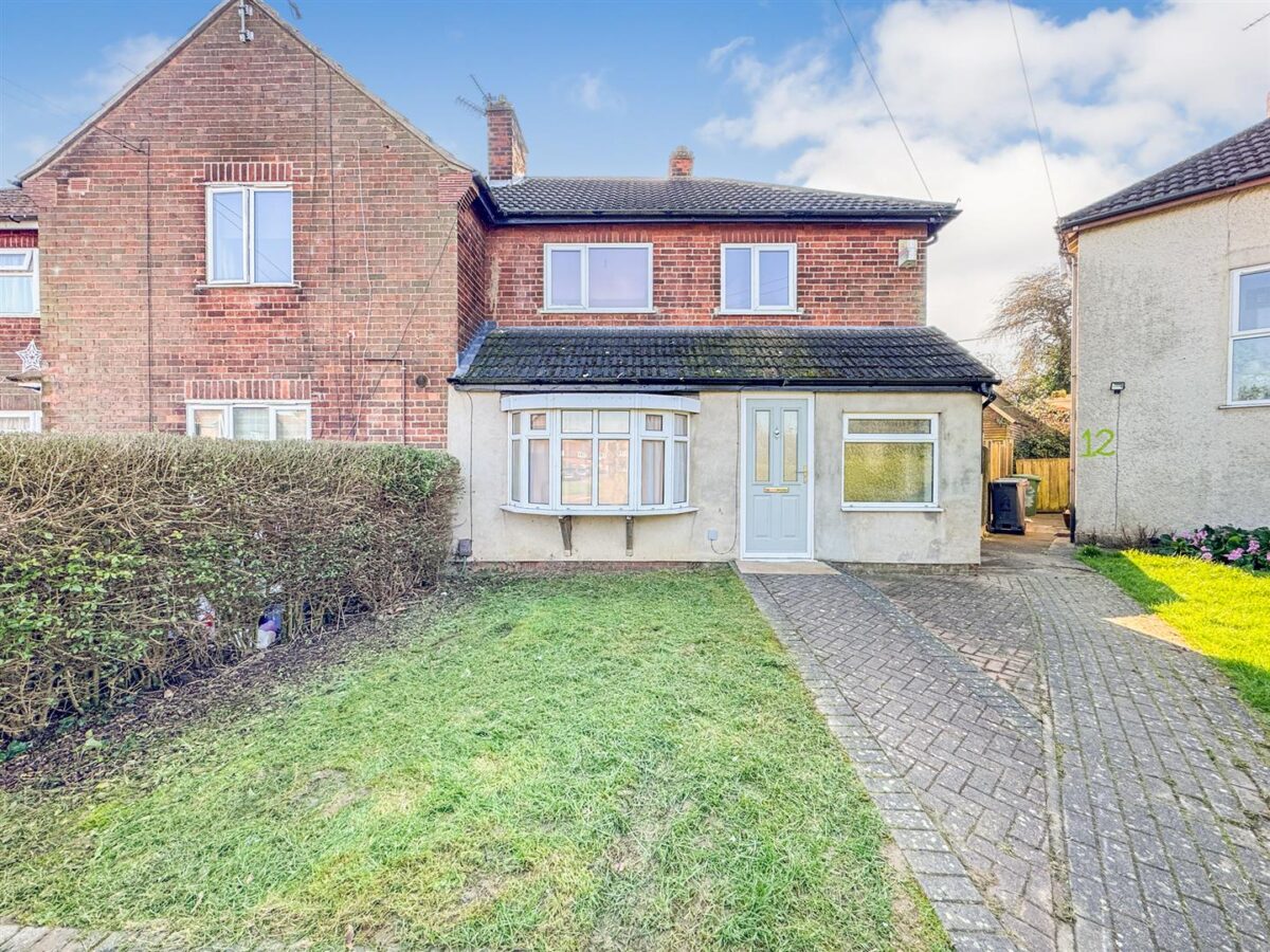 Parsons Grove, Corby