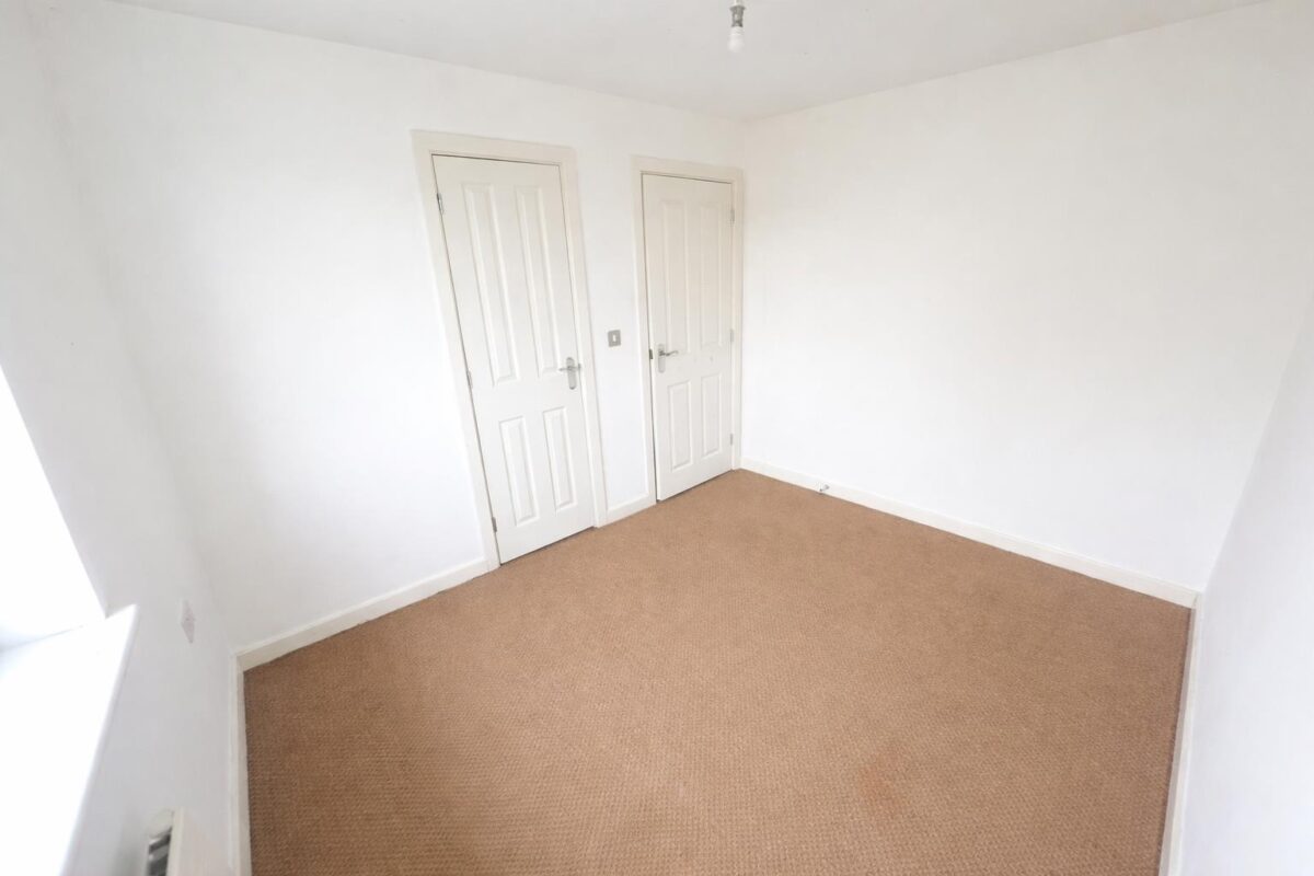 Nuthatch Close, Corby