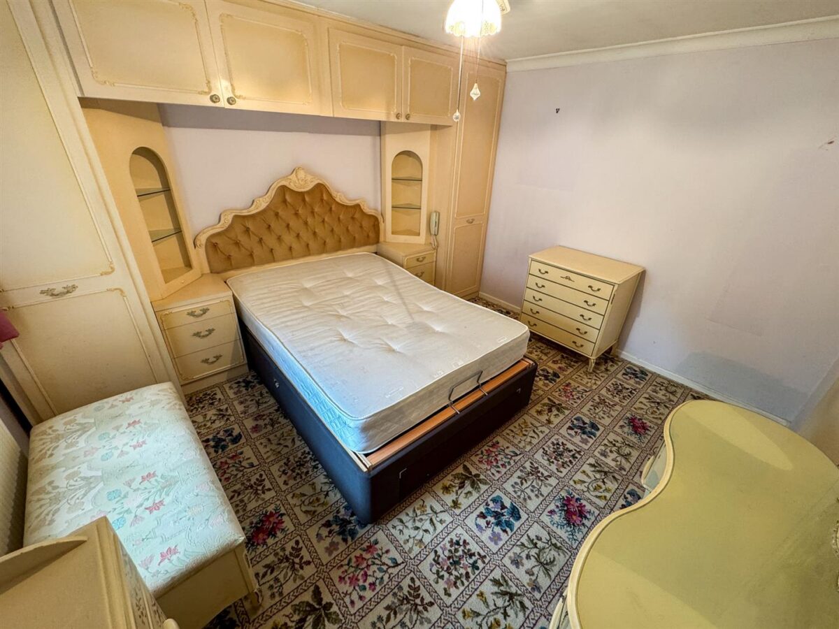 Hillside Crescent, Weldon, Corby