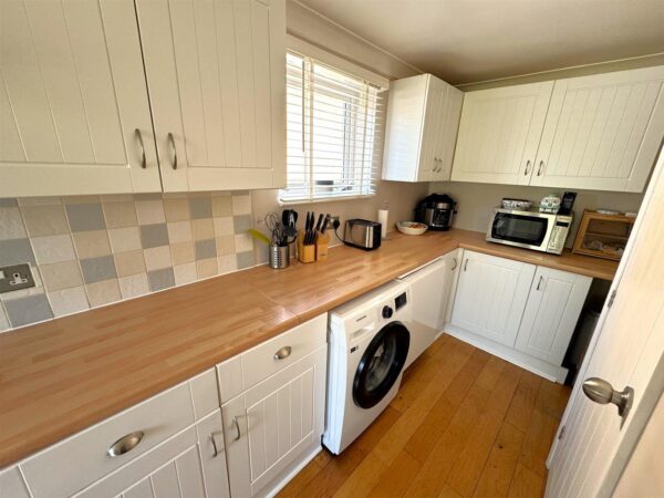 Norfolk Close, Corby