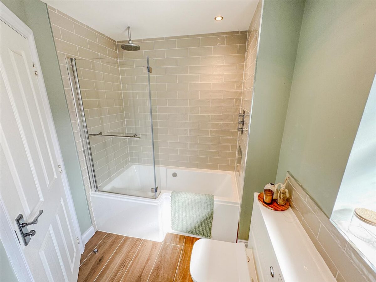 Clarendon Close, Corby