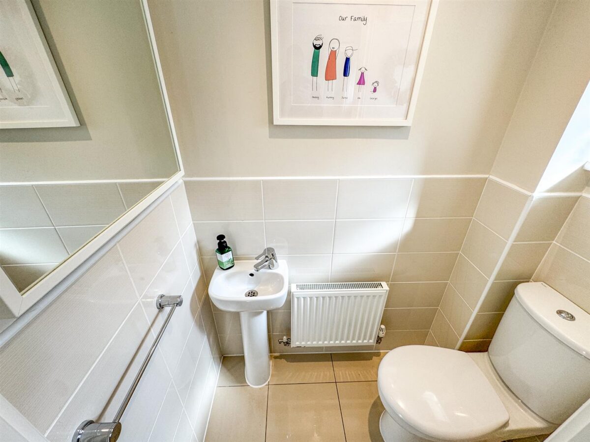 Clarendon Close, Corby