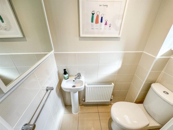 Clarendon Close, Corby