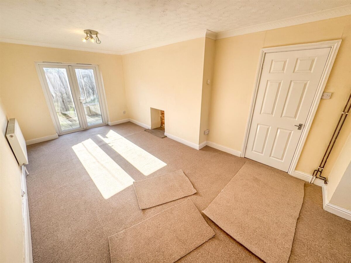 Parsons Grove, Corby