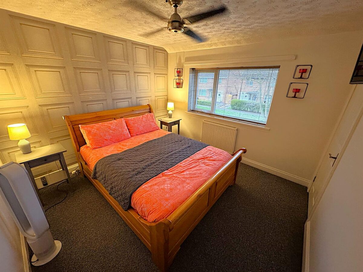 Warminster close, Corby