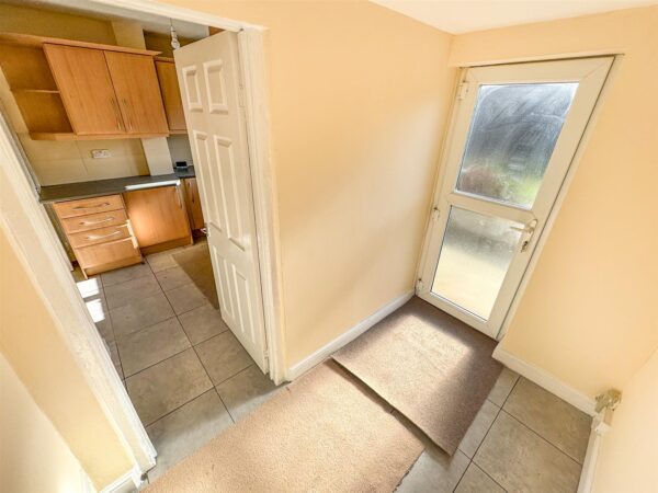 Parsons Grove, Corby