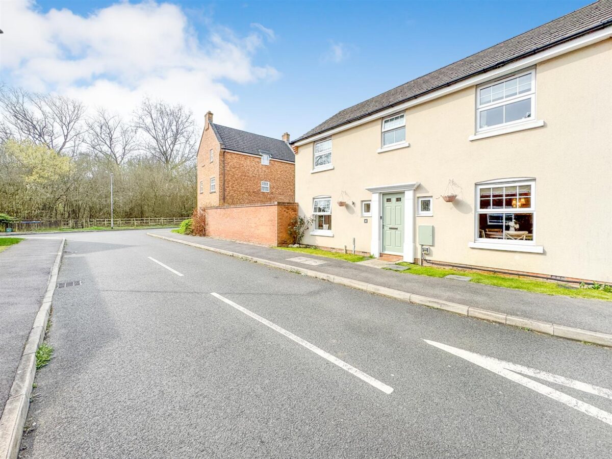 Clarendon Close, Corby