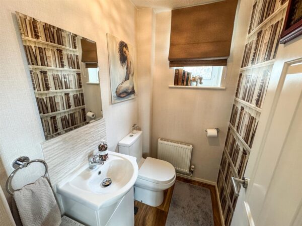 Brisbane Gardens, Corby