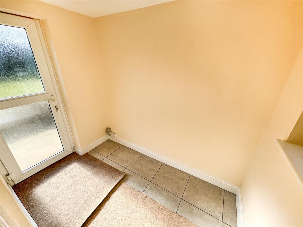 Parsons Grove, Corby