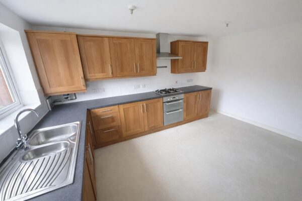 Nuthatch Close, Corby