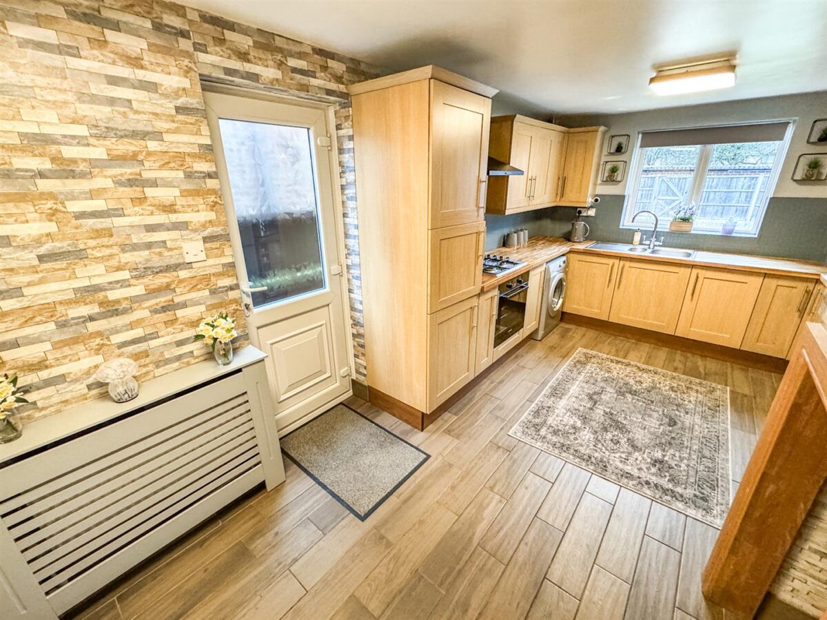 Warminster close, Corby