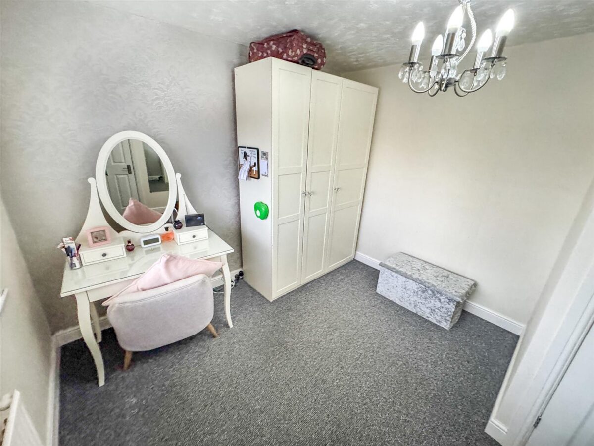 Warminster close, Corby