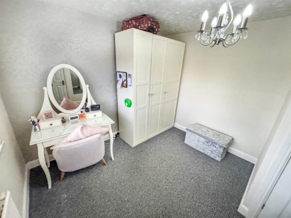 Warminster close, Corby