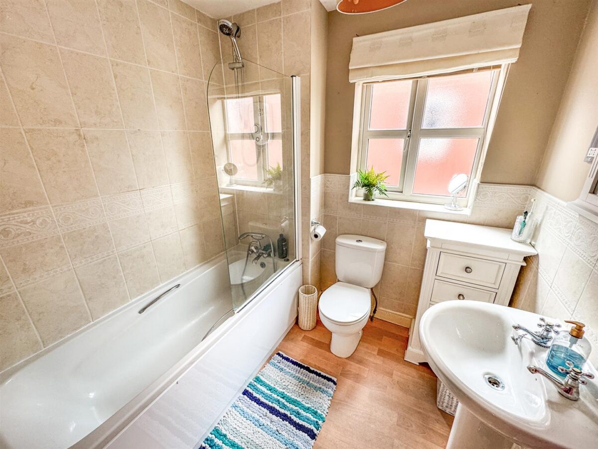 Chatsworth Road, Corby