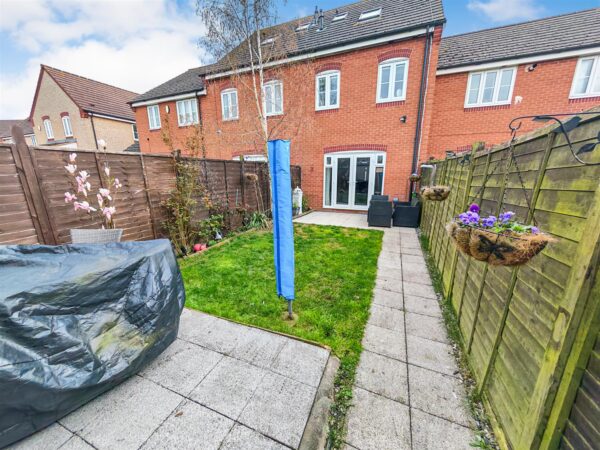 16, Hatfield Close, Corby, North Northamptonshire,