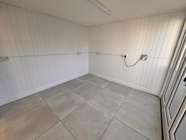 Rockingham Road, Corby