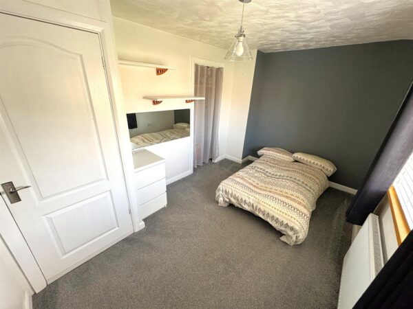 Norfolk Close, Corby