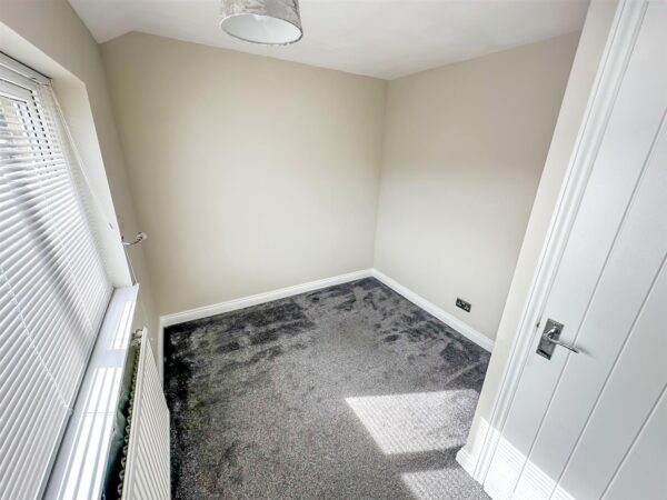Ollerton Walk, Corby