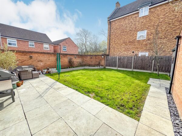 Clarendon Close, Corby