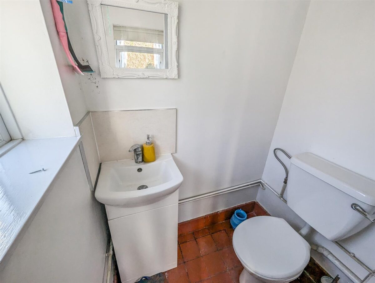 Cottingham Road, Corby