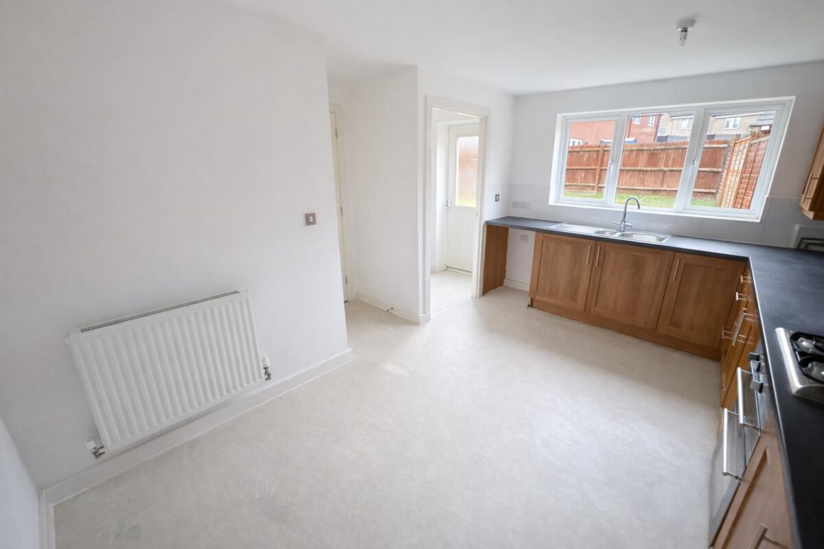 Nuthatch Close, Corby