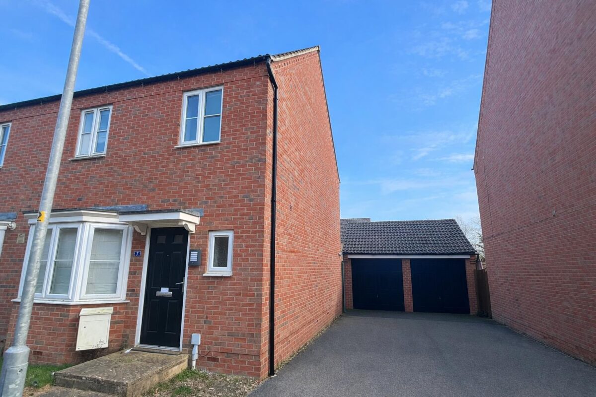 Dewar Close, Corby