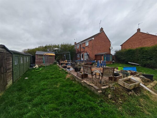 Cransley Gardens, Corby