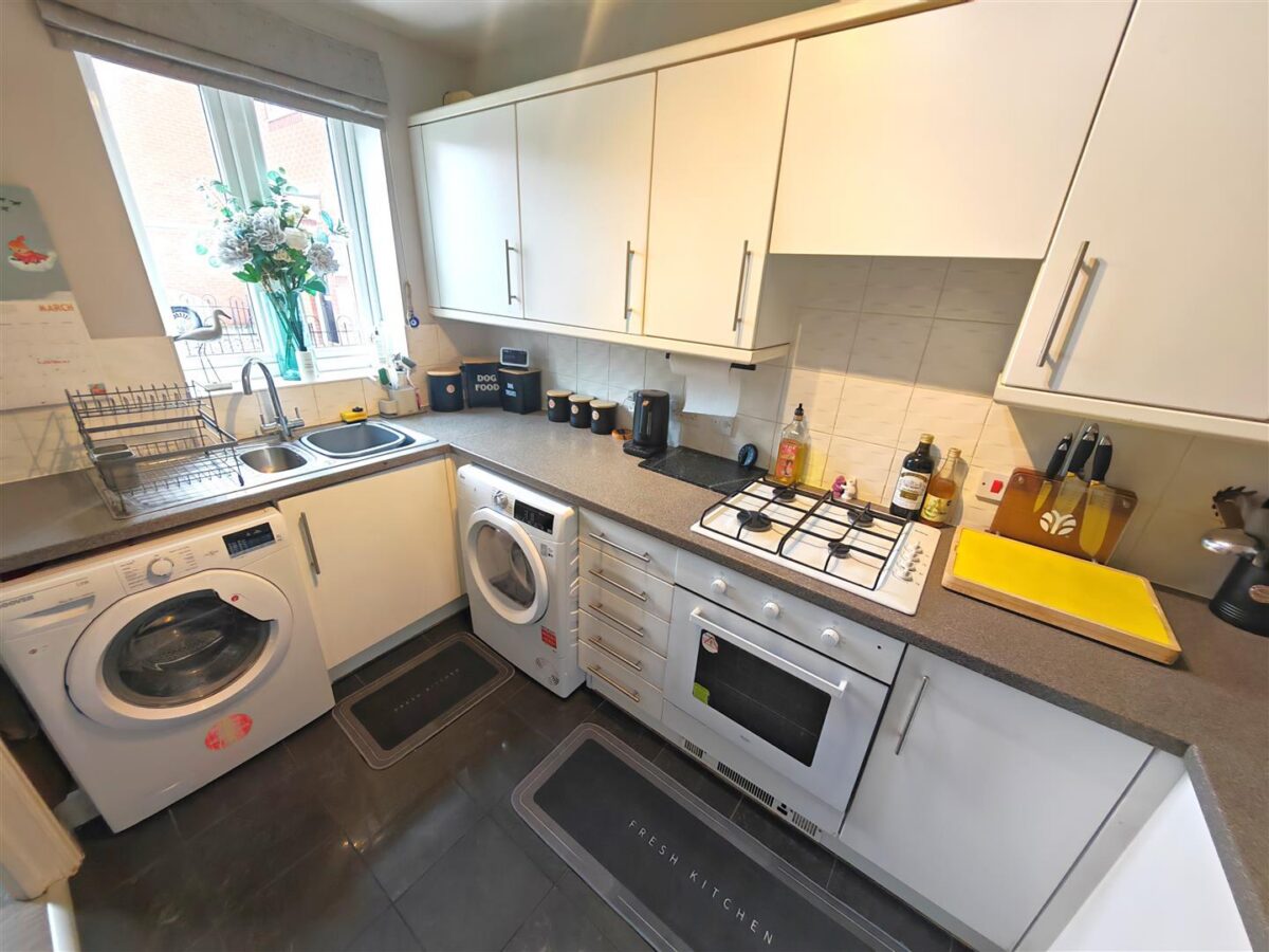 16, Hatfield Close, Corby, North Northamptonshire,