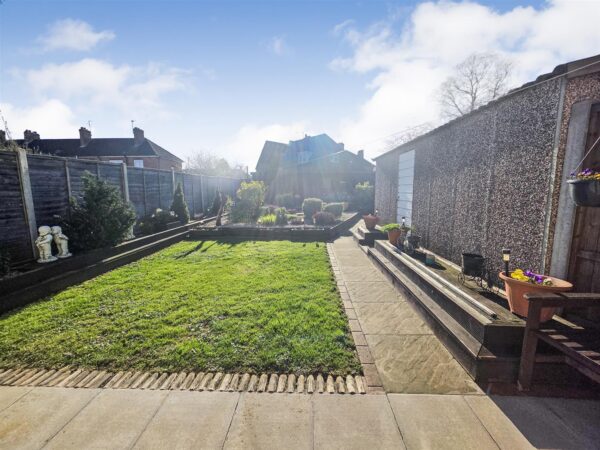 Tanfields Grove, Corby