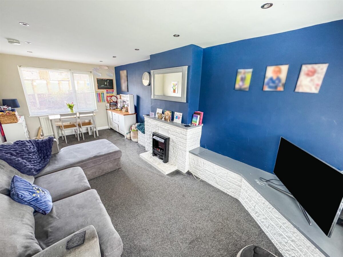 Ollerton Walk, Corby