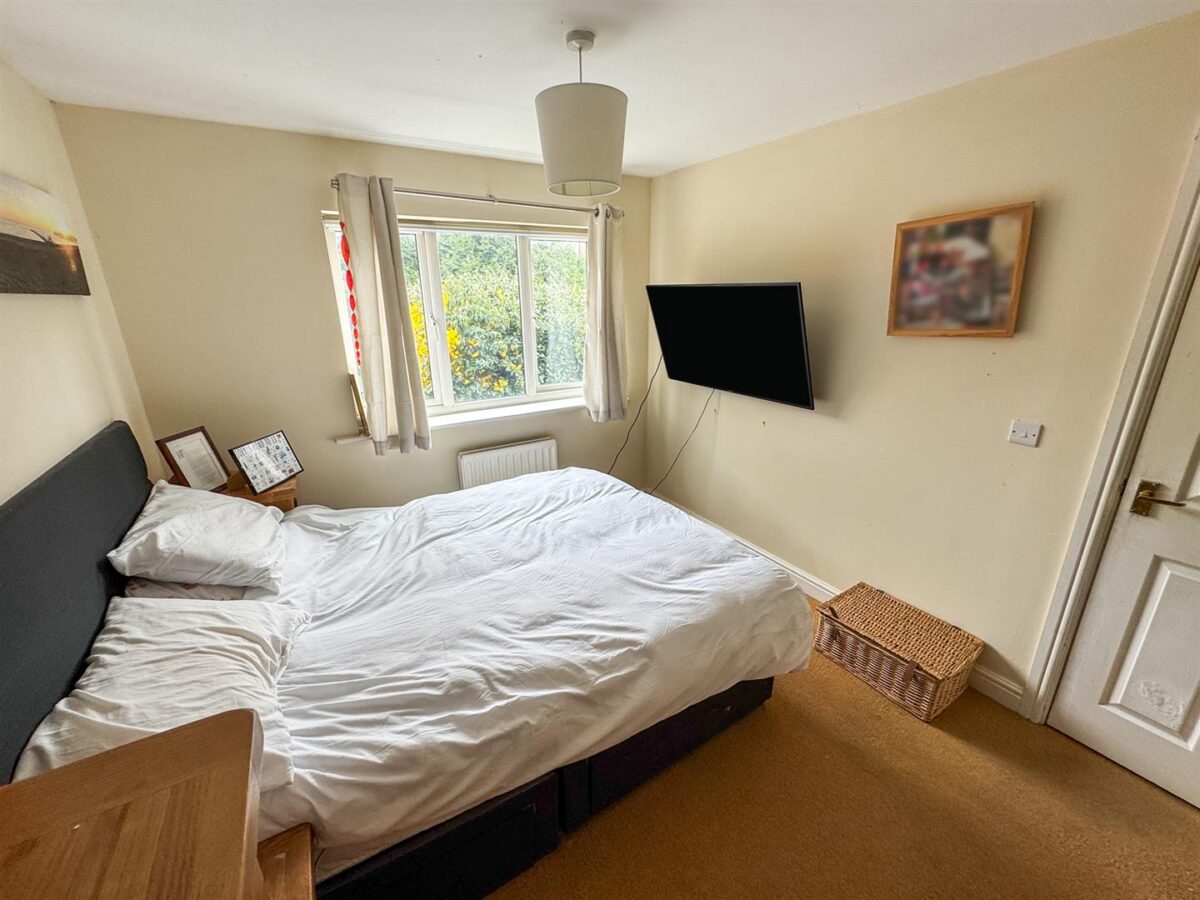 Chatsworth Road, Corby