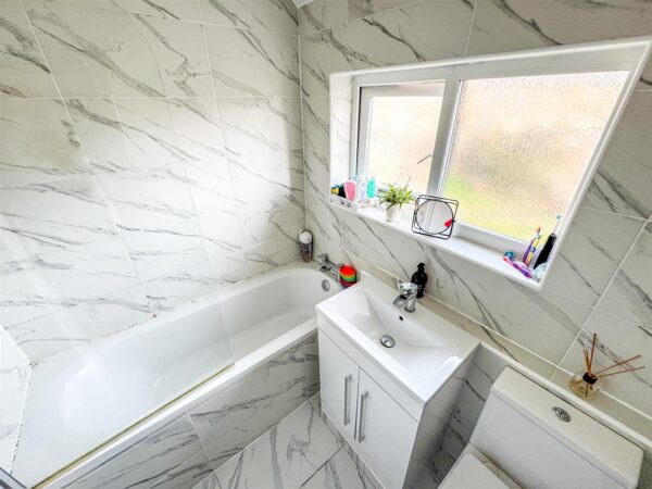 Ollerton Walk, Corby