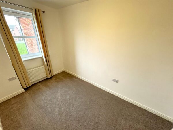 Flatford Close, Corby