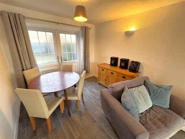 Elizabeth Street, Corby