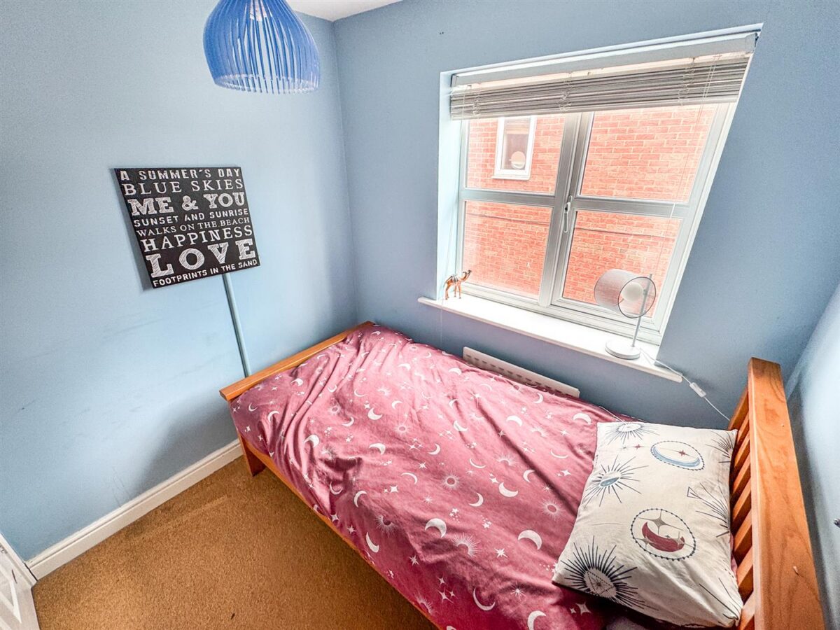 Chatsworth Road, Corby