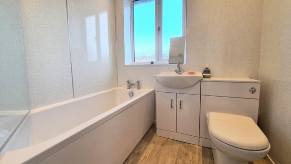 Chelveston Drive, Corby