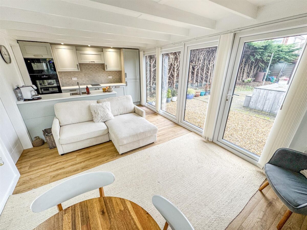 Wheatley Avenue, Corby